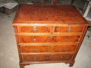 Early 18th Century Chest of Drawers